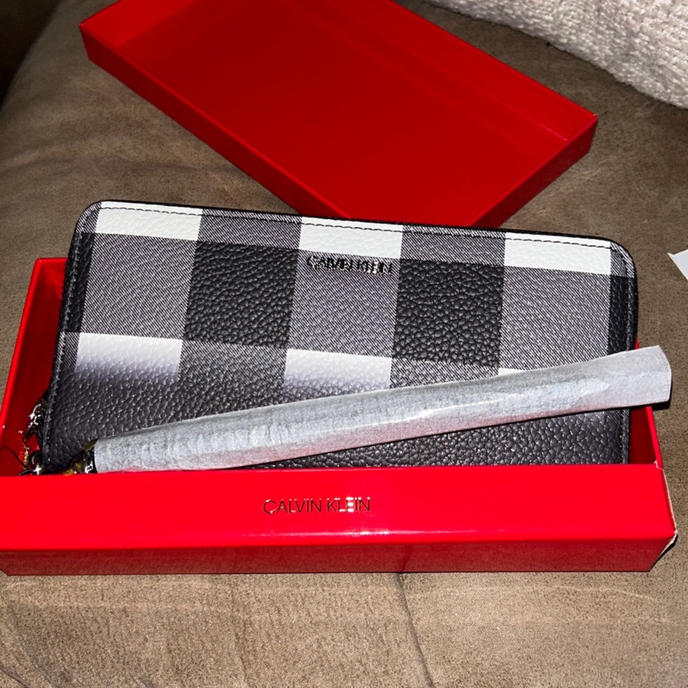 Calvin Klein black and white checkered wallet
